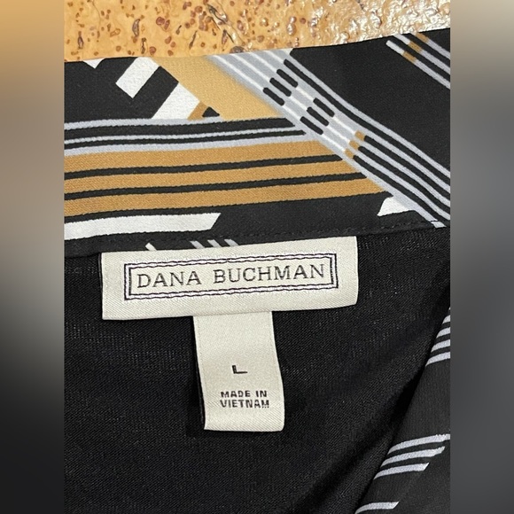 Dana Buchman  Women Size L Mixed Media Top for office or casual outing - Picture 13 of 15